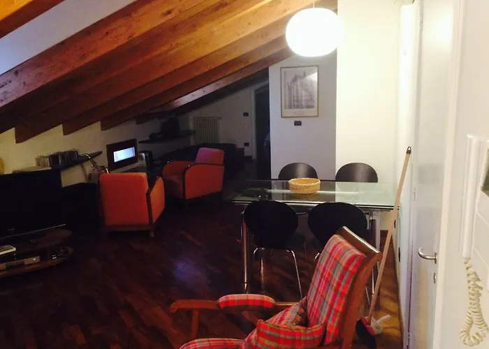 La Mansarda Della Musica