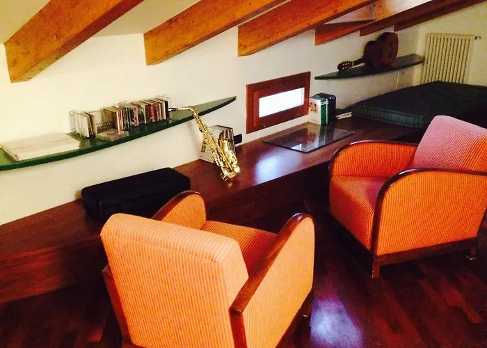 La Mansarda Della Musica *