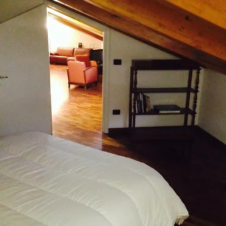 Apartament La Mansarda Della Musica Bolonia