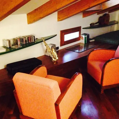 La Mansarda Della Musica *