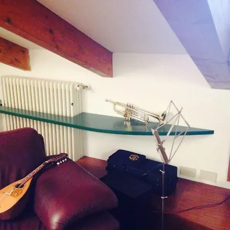 La Mansarda Della Musica Apartman